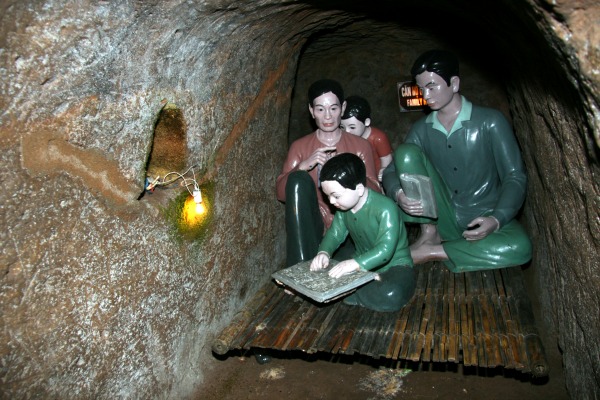 Vinh Moc Tunel